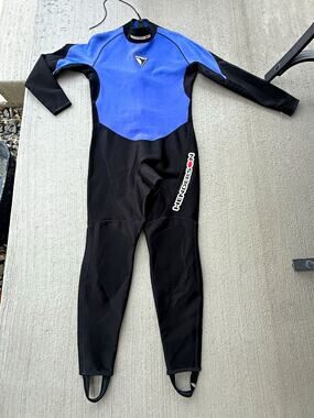 Pristine Henderson Men's Full Wetsuit Black/Blue Front Zip Stirrup Foot Loops XL